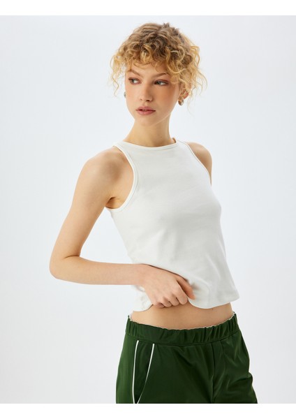 Slim Fit Bisiklet Yaka Basic Kolsuz Atlet