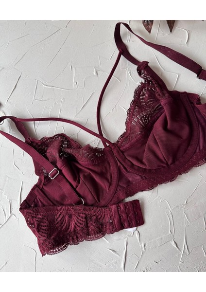 Tyla Dantelli C Cup Önü Şeritli Günlük Kullanım Balenli Şık Toparlayıcı Sütyen fırsatları