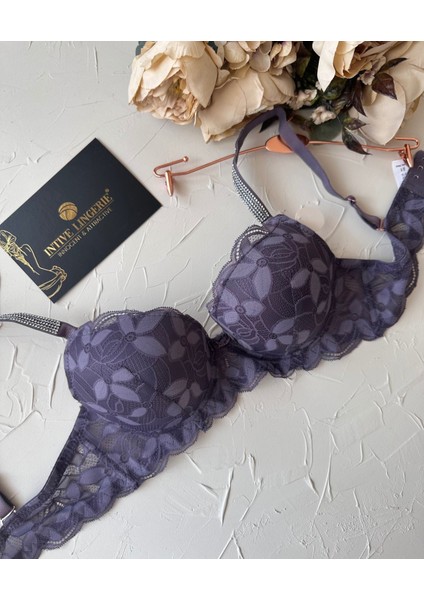 Jasmine Askıları Parlak Taşlı Hafif Destekli Dantelli Soft Cup Ithal Sütyen (B-C Cup)
