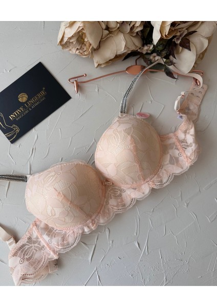 Jasmine Askıları Parlak Taşlı Hafif Destekli Dantelli Soft Cup Ithal Sütyen (B-C Cup)