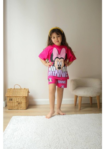 Kız Çocuk Karakter Modelli Baskılı Şortlu Pamuk Takım