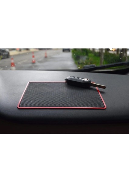 Torpido Üstü Kaydırmaz Ped Telefon Tutucu modelleri