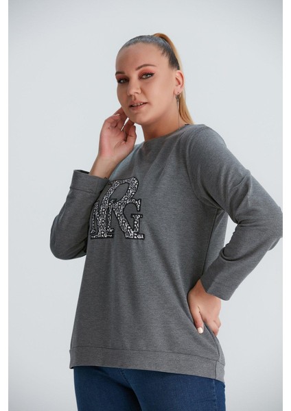 Baskılı Nakış Detaylı Büyük Beden Sweatshirt