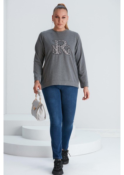 Baskılı Nakış Detaylı Büyük Beden Sweatshirt
