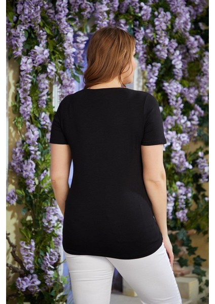 Rahat ve Şık: Kadın V Yaka Büyük Beden Pamuklu T-Shirt modelleri