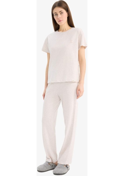 Regular Fit Pijama Takımı Kısa Kollu Üst Esnek Belli Uzun Alt-Fall in Love E5820AX25SP