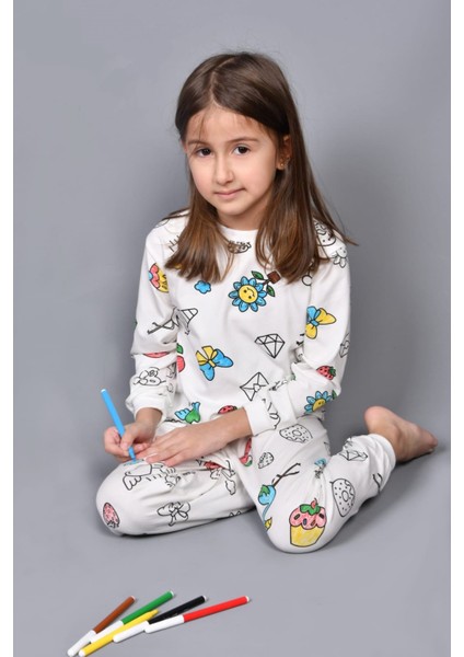 Kendin Boya Çocuk Pijama Takımı Baskılı 6 Renk Kalem Hediye Yıkayınca Çıkar