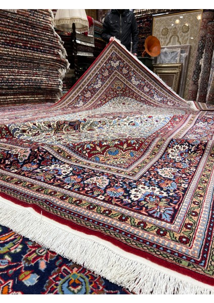 El Dokuma Duruder Hereke Halısı Imzalı Ebat 335 x 215.. fiyatları