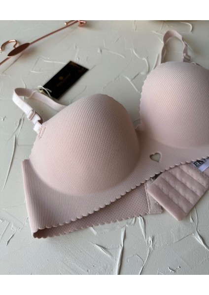 Whitney Ithal Ektsra Push Up El Kaplı Kalp Detaylı Balensiz Dikişsiz Yumuşak Sütyen fiyatları