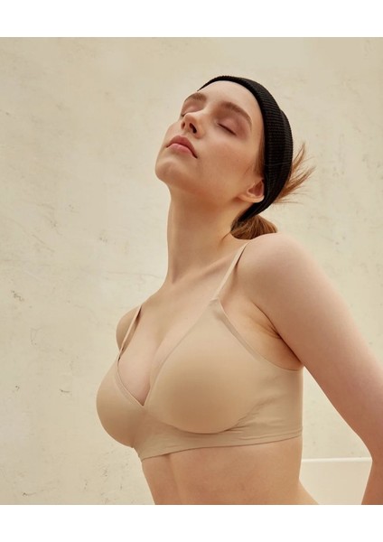 Carma Ithal Balensiz Dikişsiz Ice-Silk Yarı Push-Up Ince Askılı Sütyen fırsatları