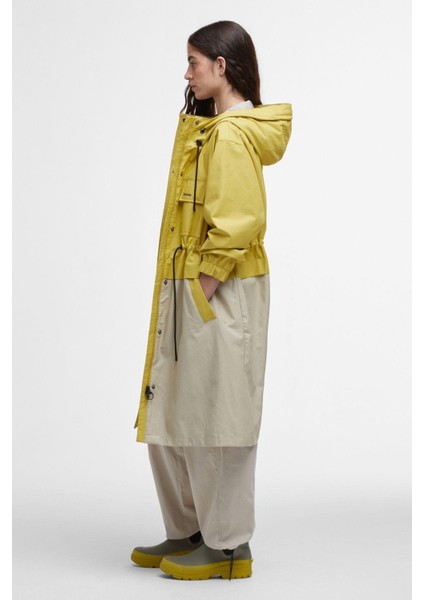 Evie Showerproof Parka GN32 Limeade modelleri