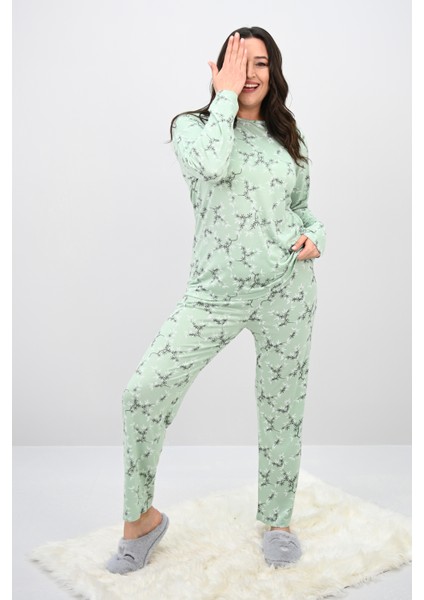 Kadın Büyük Beden Çiçek Desenli Uzun Kollu Pijama Takımı 4235-25