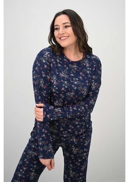 Kadın Büyük Beden Çiçek Desenli Uzun Kollu Pijama Takımı 4235-25 fırsatları
