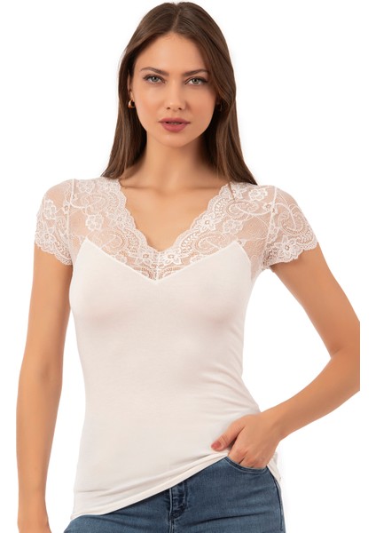 Özkan 26947 Kadın Pamuklu Modal Esnek Yumuşak Önü Dantel Detaylı V Yaka Atlet