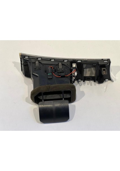 4F1820902D 4F1820901D Audi A6 Kalorifer Izgarası (Sağ)