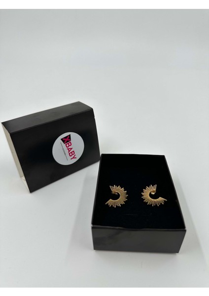 Güneş Desenli Gold Küpe