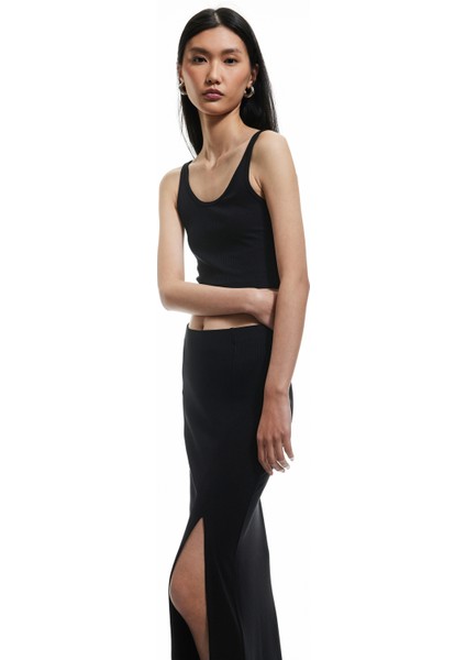 Viskon Ribanalı Slim Fit Yırtmaç Detaylı Kalem Etek