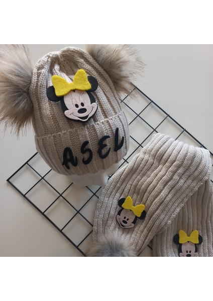 Bebek Kız Çocuk Isimli Bej Sarı Minnie Çift Ponponlu Atkı Bere Takımı fiyatları