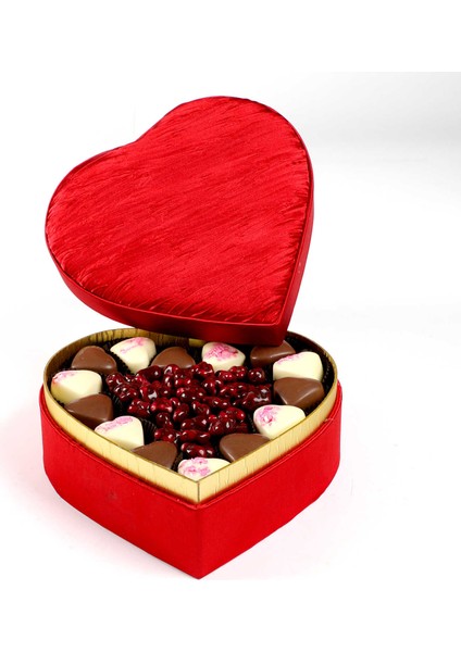 Sevgiliye Hediye Kalp Kutuda Special Kalp Çikolata + Draje indirimleri