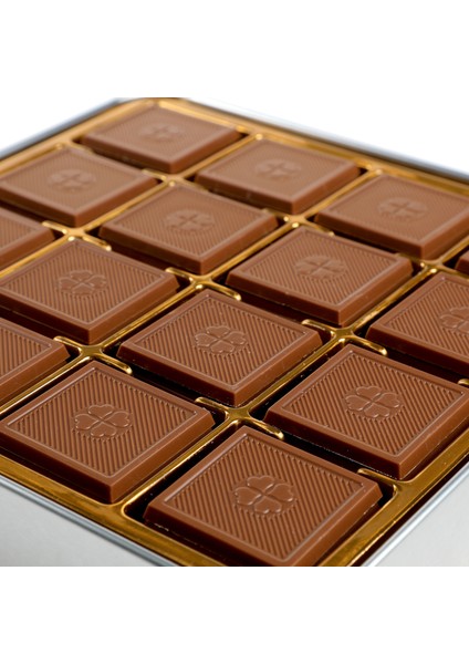 Sütlü 64 Adet Madlen Çikolata (Metal Kutu) fiyatları