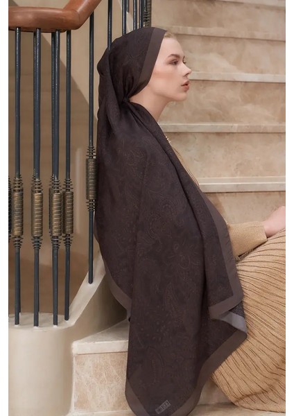 Kahverengi Ed Scarf Heritage Saye Desen Şal modelleri