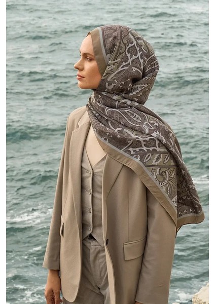 Bej Ed Scarf Iconic Collection Hasna Desen Şal