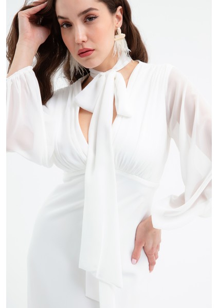 Kadın Beyaz Şifon Garnili Elbise fırsatları