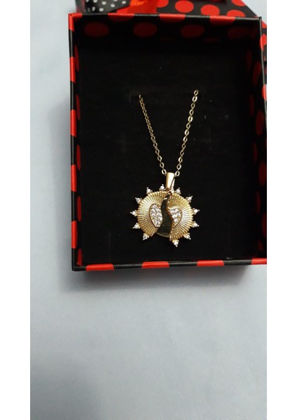 Modern ve Şık Altın Renk Kolye fiyatları