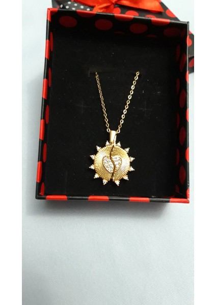 Modern ve Şık Altın Renk Kolye modelleri