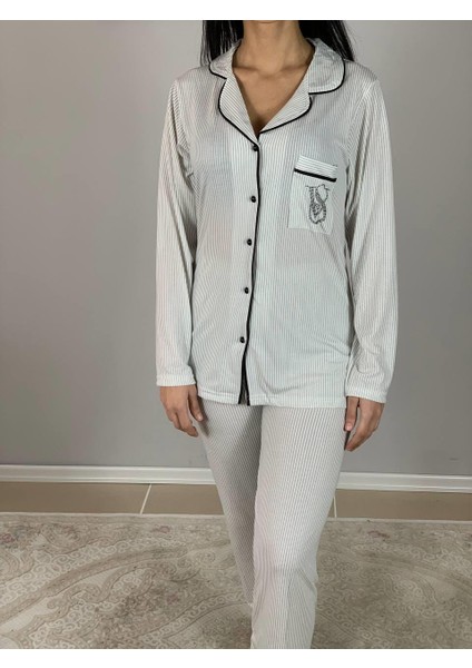 Kadın Pamuklu Viscon Bebe Yaka V. Secret Çizgili Pijama Takımı (Beyaz) fırsatları