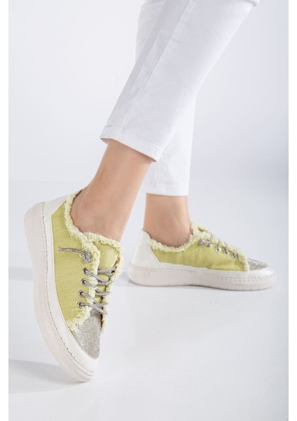 Neva Taşlı Düz Taban Kadın Sarı Kot Sneakers
