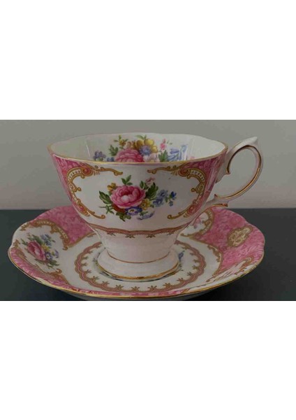 Vintage Royal Albert Lady Carlyle Çay Fincanı