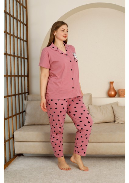 Büyük Beden Pamuk Düğmeli Kadın Pijama Takımı – Rahat ve Şık Gömlek Pijama Tasarımı