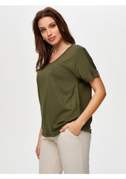 Yuvarlak Yaka Düşük Kollu T-Shirt S25TSH003