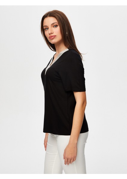 Zincir Şertili V Yaka Kısa Kol T-Shirt S25TSH064 indirimleri