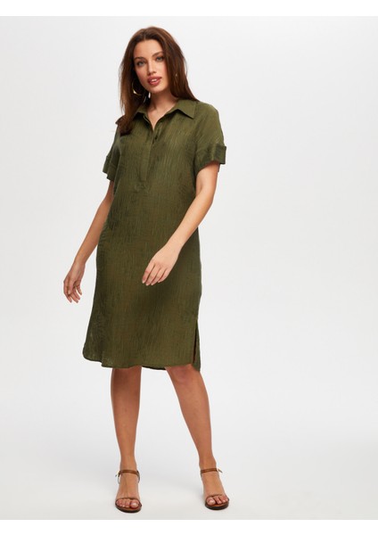 Yaprak Desenli Kendinden Dokulu Kısa Kol Elbise S25ELB010