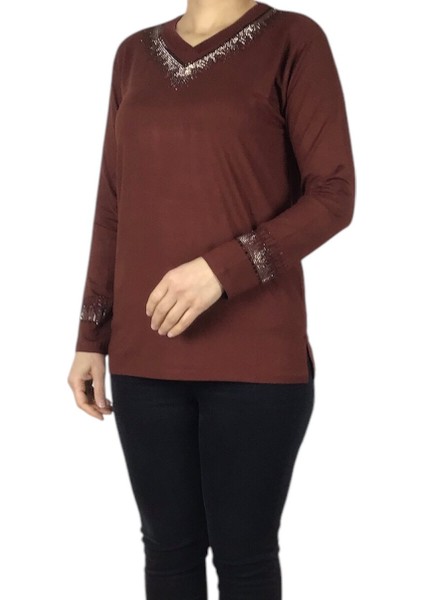 Kadın Yaka ve Kolağzı Taşlı Likralı Penye Bluz modelleri