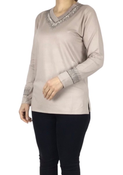 Kadın Yaka ve Kolağzı Taşlı Likralı Penye Bluz modelleri