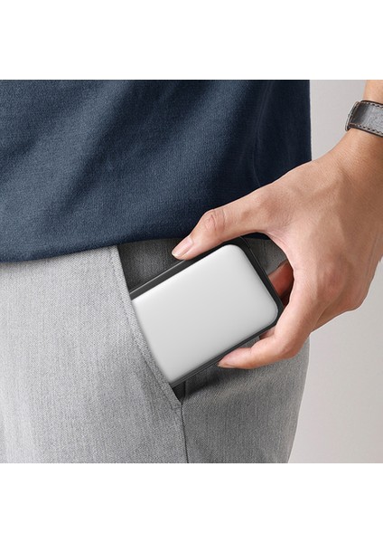 WI-P037 Qi Şarj Teknolojili LED Işık Göstergeli Magsafe Kablosuz Powerbank 5000MAH 15W Beyaz modelleri