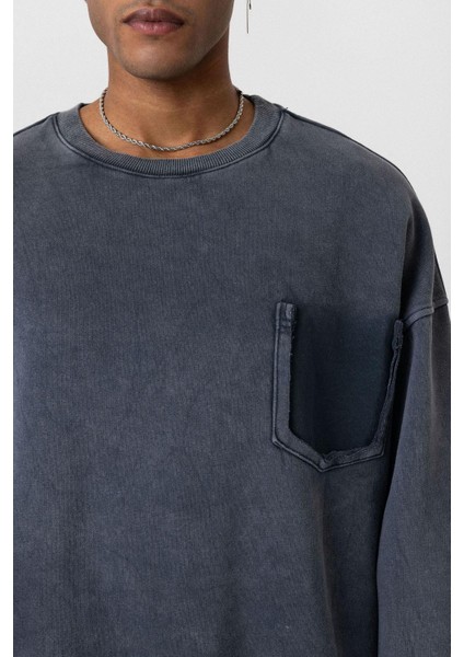 Yıkamalı Cep Detaylı Oversize Sweatshirt Siyah fırsatları