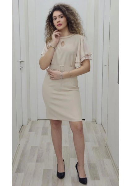 Saten Kol Volanlı Boncuk Işlemeli Kemerli Abiye Elbise 6012-BEJ fiyatları