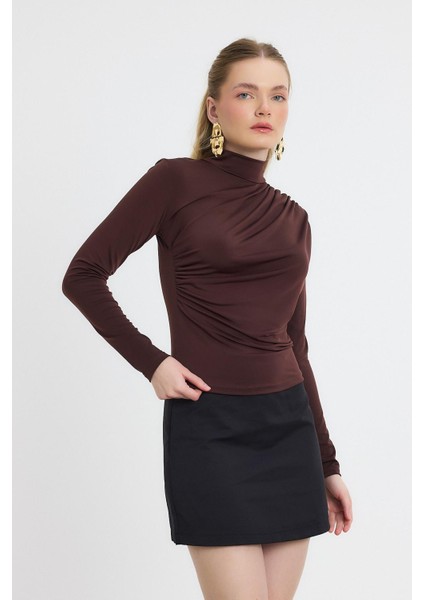 20059 Büzgü Detay Sandy Bluz Acı Kahve modelleri