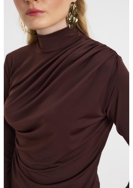 20059 Büzgü Detay Sandy Bluz Acı Kahve fırsatları