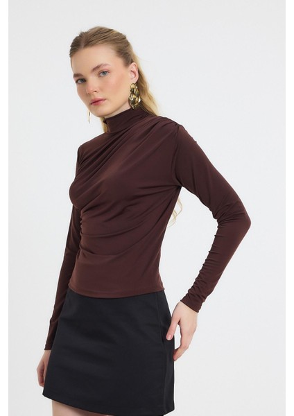 20059 Büzgü Detay Sandy Bluz Acı Kahve