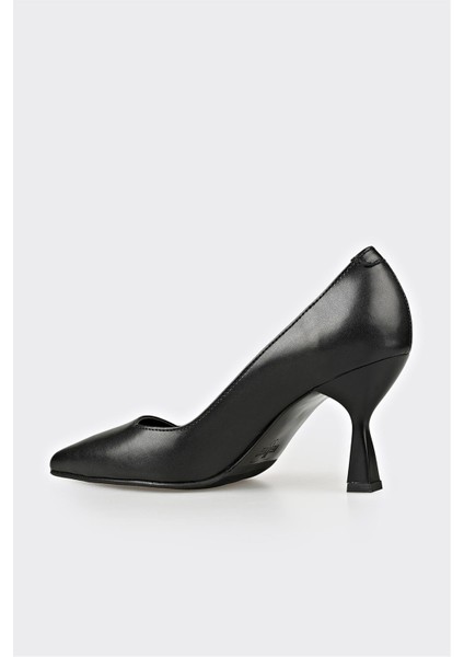 Siyah Deri Kadın Stiletto modelleri