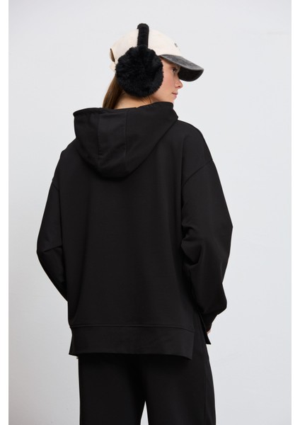 Dökümlü Fit Kapüşonlu Sweatshirt fiyatları