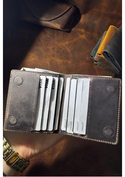 Deri Cüzdan Para Koyma Bölmeli Kartlık ve Mıknatıs Kapama - Unisex modelleri