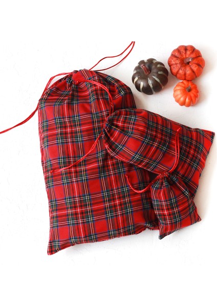 Kırmızı Ekose Bağcıklı Yılbaşı Hediye Kesesi, 25 x 40 cm 10 Adet modelleri