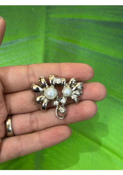 Çiçekli Boncuklu Broş Yaka Iğnesi Giyim Aksesuarı 3x3 cm