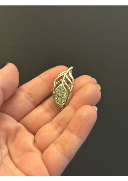 Zirkon Taşlı Yaprak Broş Yaka İğnesi Giyim Türban Aksesuarı 3x1 cm